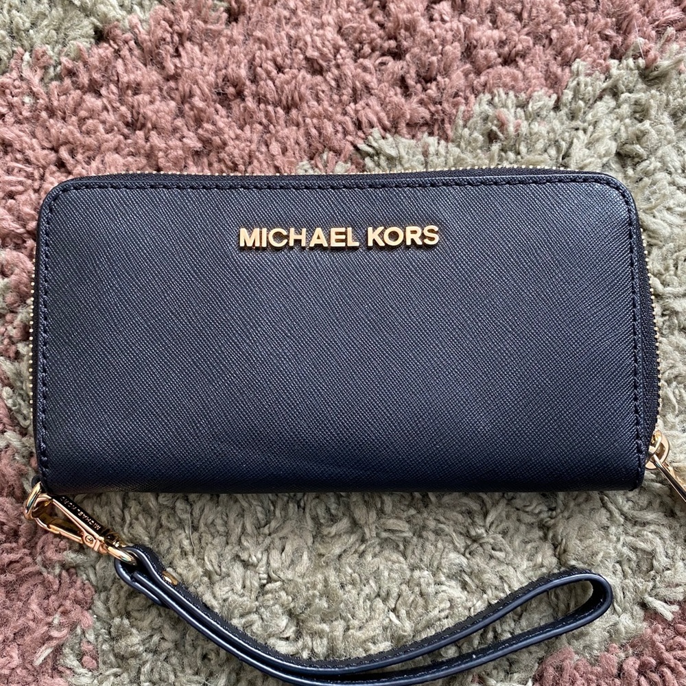 Michael Kors wallet